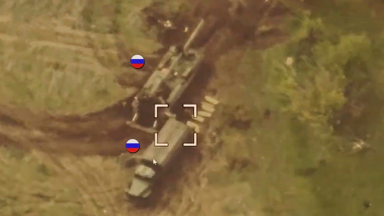 Precision artillery strike destroy Russian 2S7 Pion self-propelled artillery system.