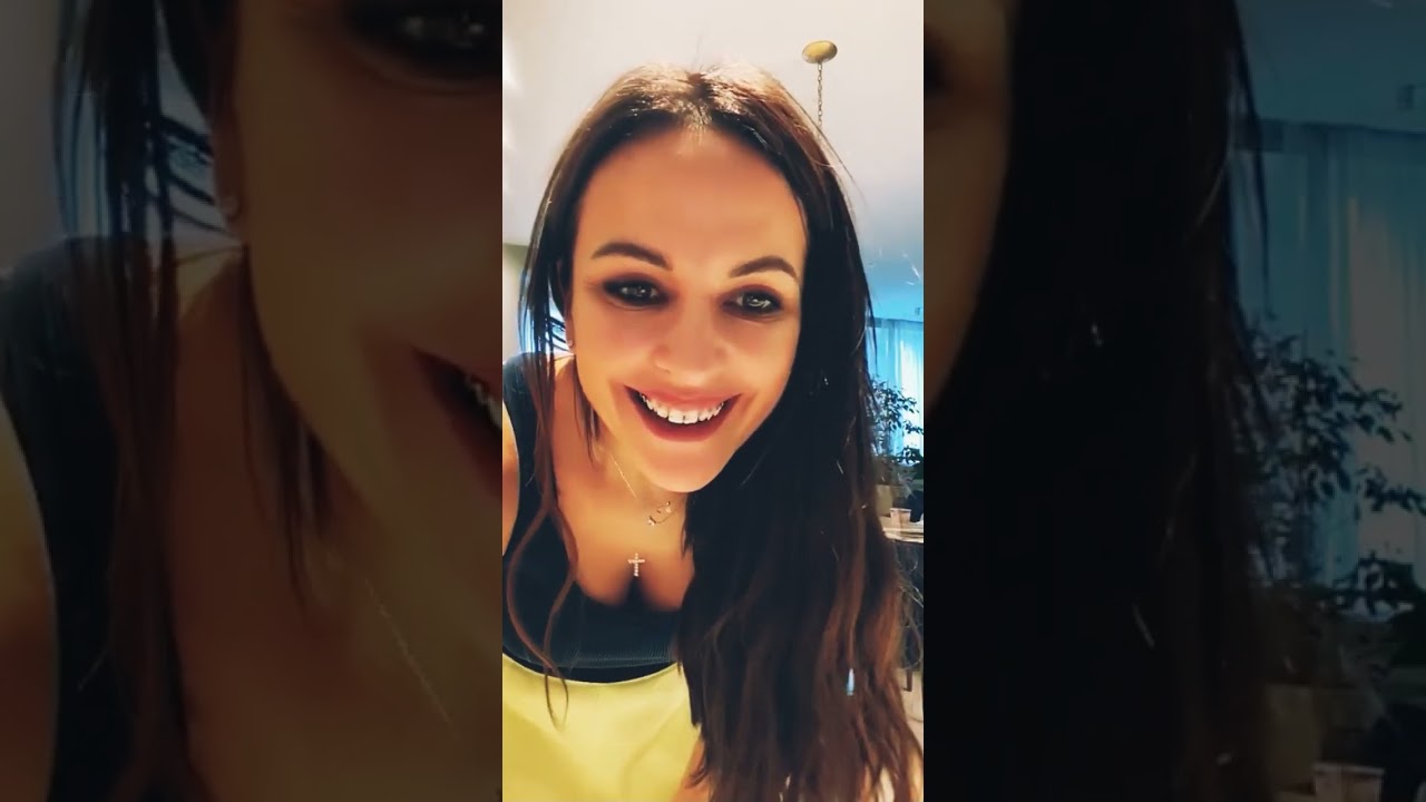 Pretty Babes Live 🧡572 #periscope  #live #broadcast  #gorgeous #girls