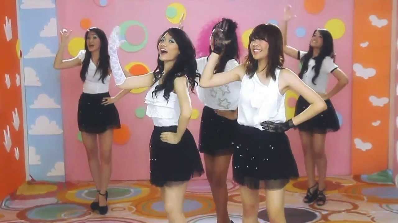 Princess - Jangan Pergi MV (Official Music Video) | @Princess_Ind
