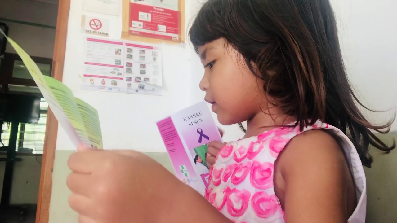 Princess Feilyn try to read even she doesn’t know what she learned