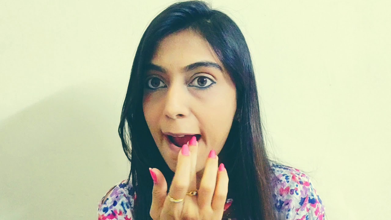 Product Reviewed: Nykaa Lip Crush Macaron Lip Balm - Strawberry 06