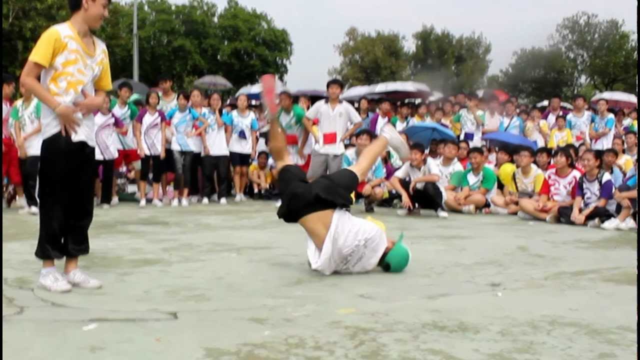 PSY - Oppa Chong Hwa Style (Oppa Gangnam Style)
