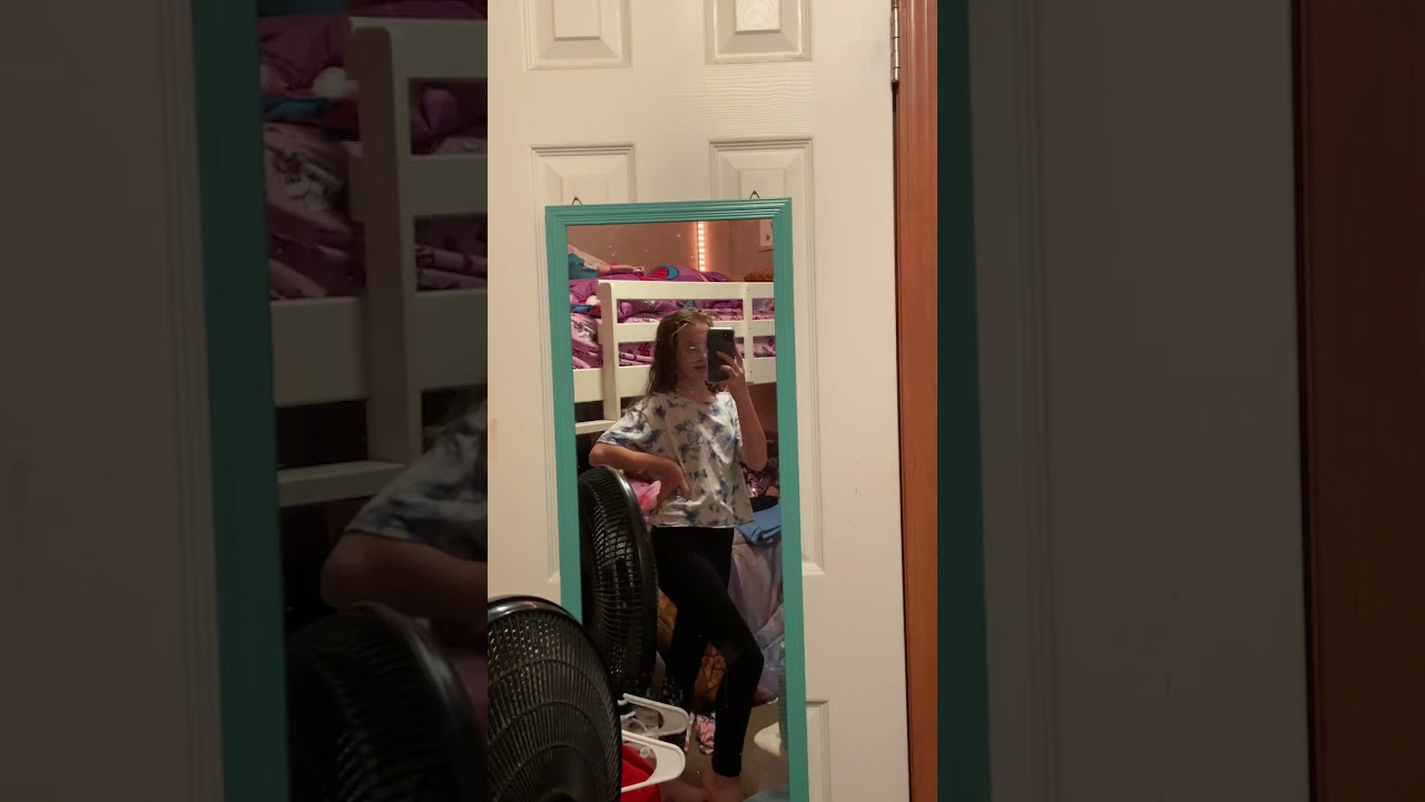 Pt.1 Of my short morning routine!, part 2 is gonna be up in about like 3 minutes lol 💗