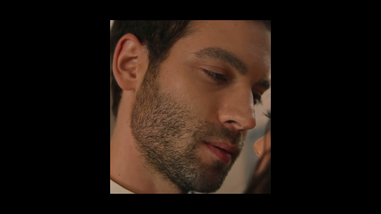 “Öptüm ben seni dün gece.” 😍 #safir #feryam #feraye #yaman #özgeyağız #burakberkayakgül #keşfet