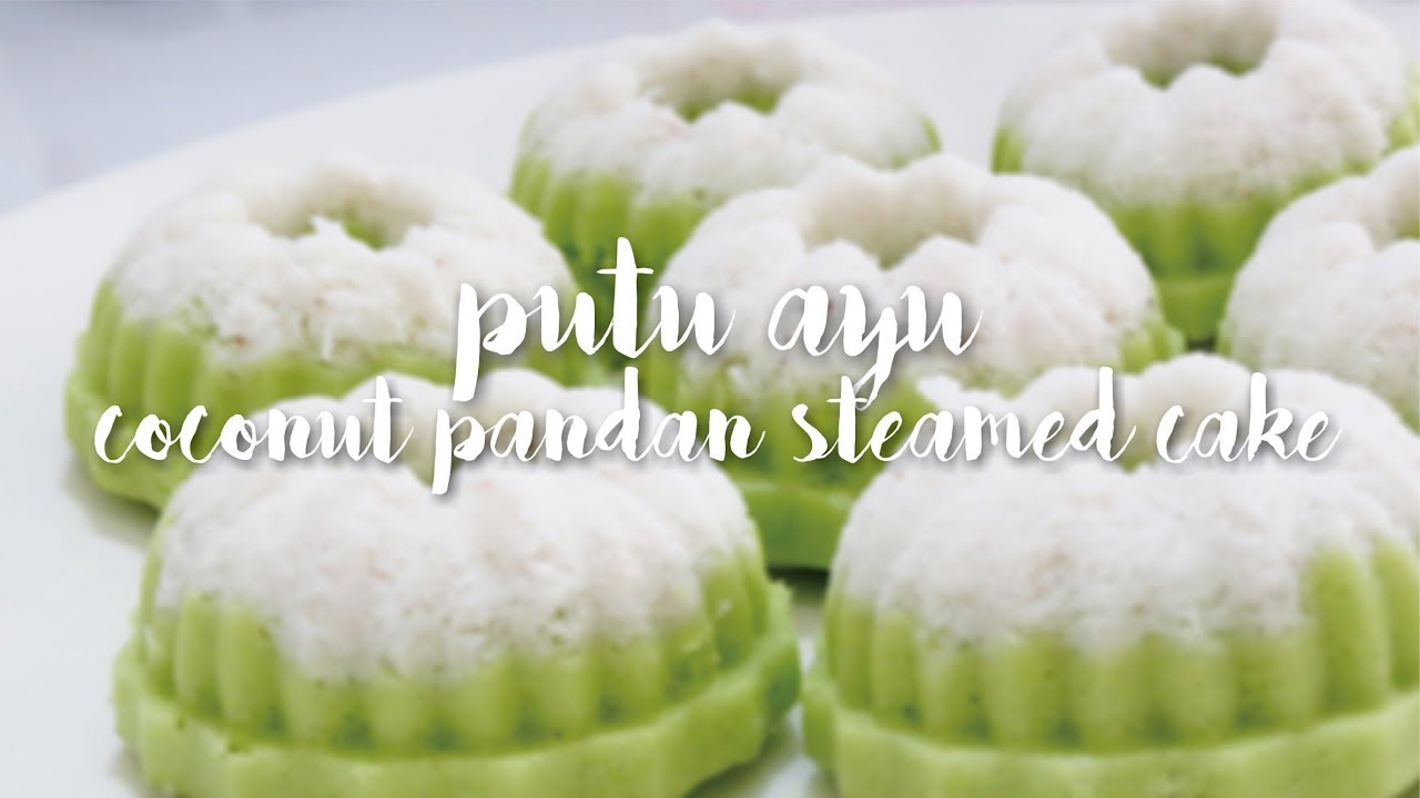 PUTU AYU // PANDAN COCONUT STEAMED CAKE
