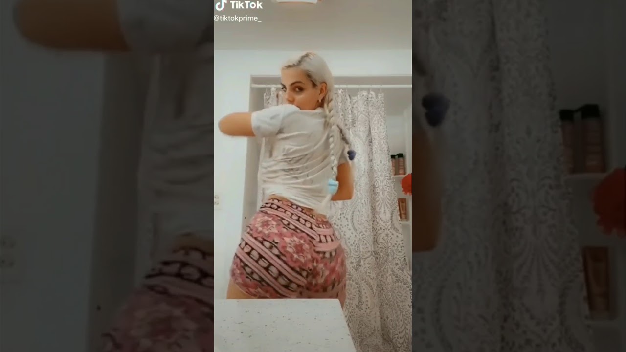 Queencocosavage Hot TikToks 🍑🔥