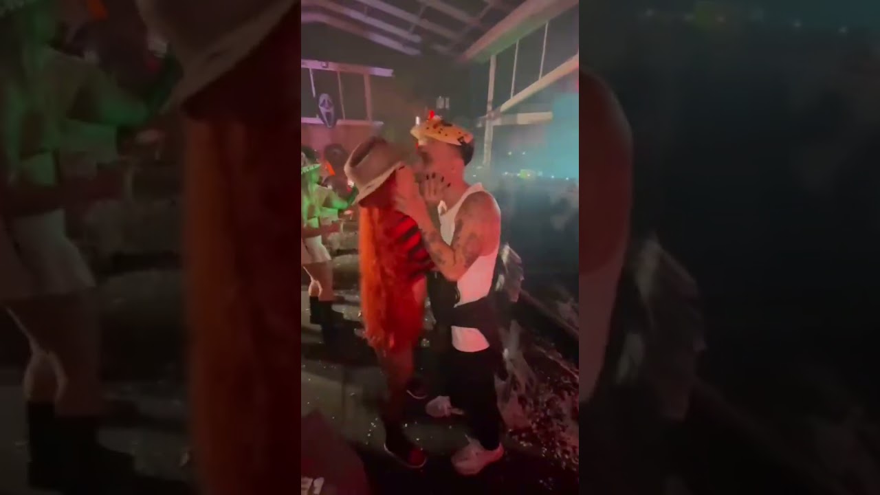 Quem quer da um jeito né boba 💁🏻‍♀️#larasilva