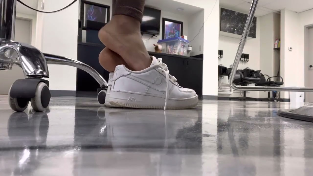 Quick shoe play at work, while my client runs to the restroom… she almost caught me￼😅