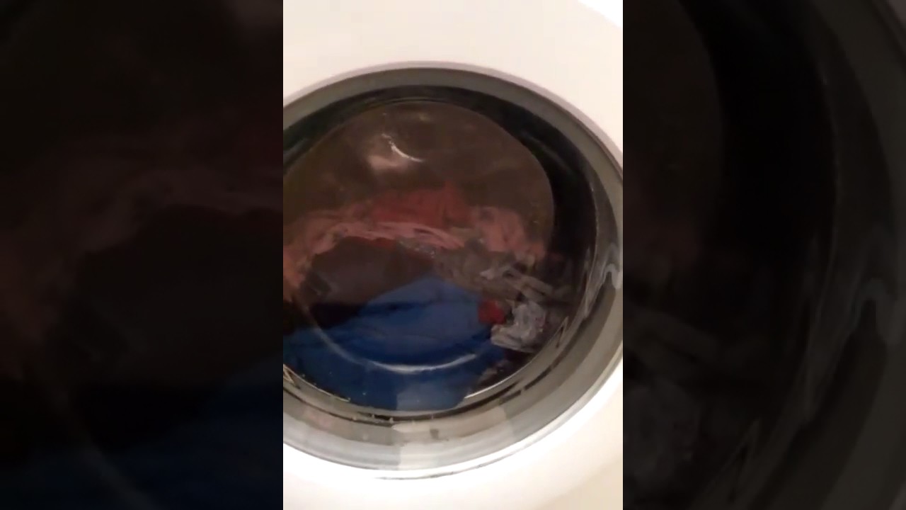Quick vids of my Gf's Beko 5kg WM5100W vid 3