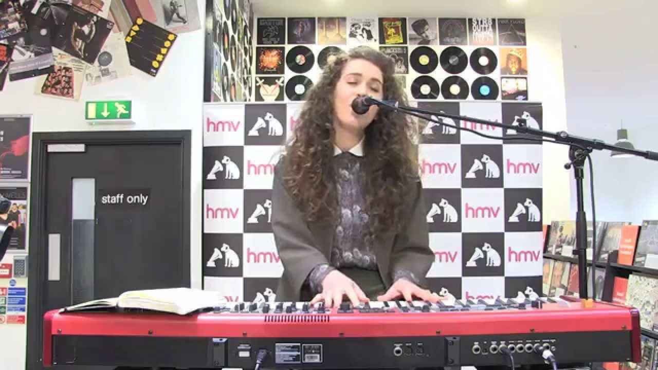 Rae Morris  - Don't Go (Live @ hmv Manchester)