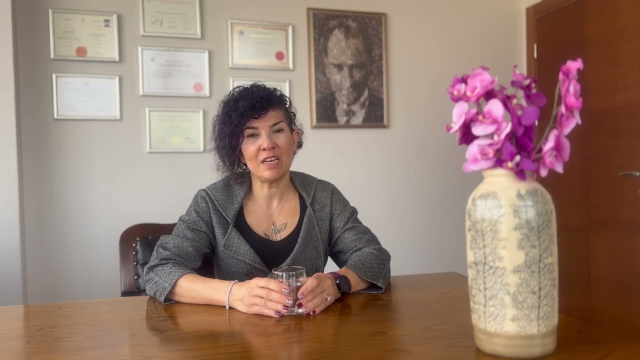 Rahim Duvarı Kalınlaşması Kanser Midir - Op. Dr. Burcu Karamürsel