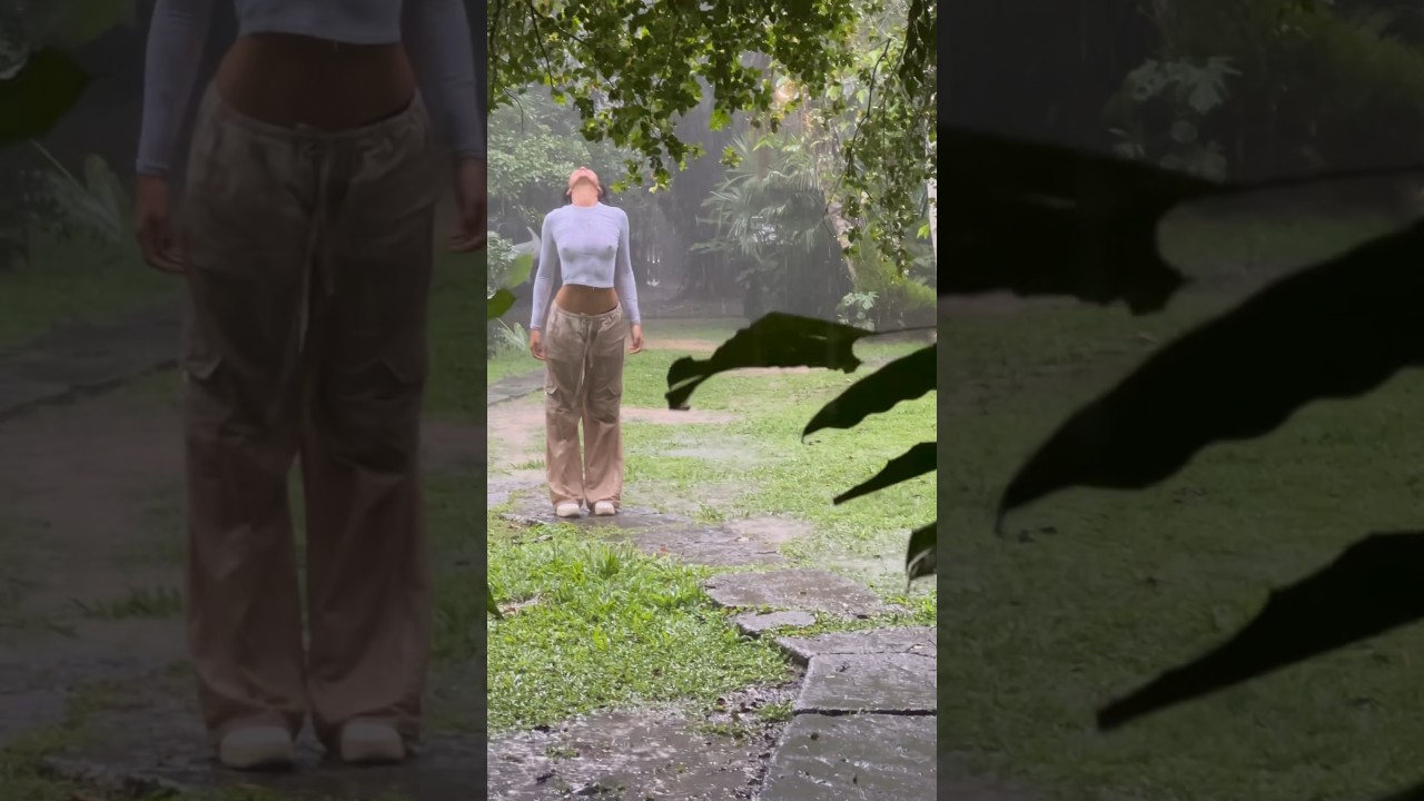 Rainy day at the jungle 🌧️ #wet #rainyday #performance