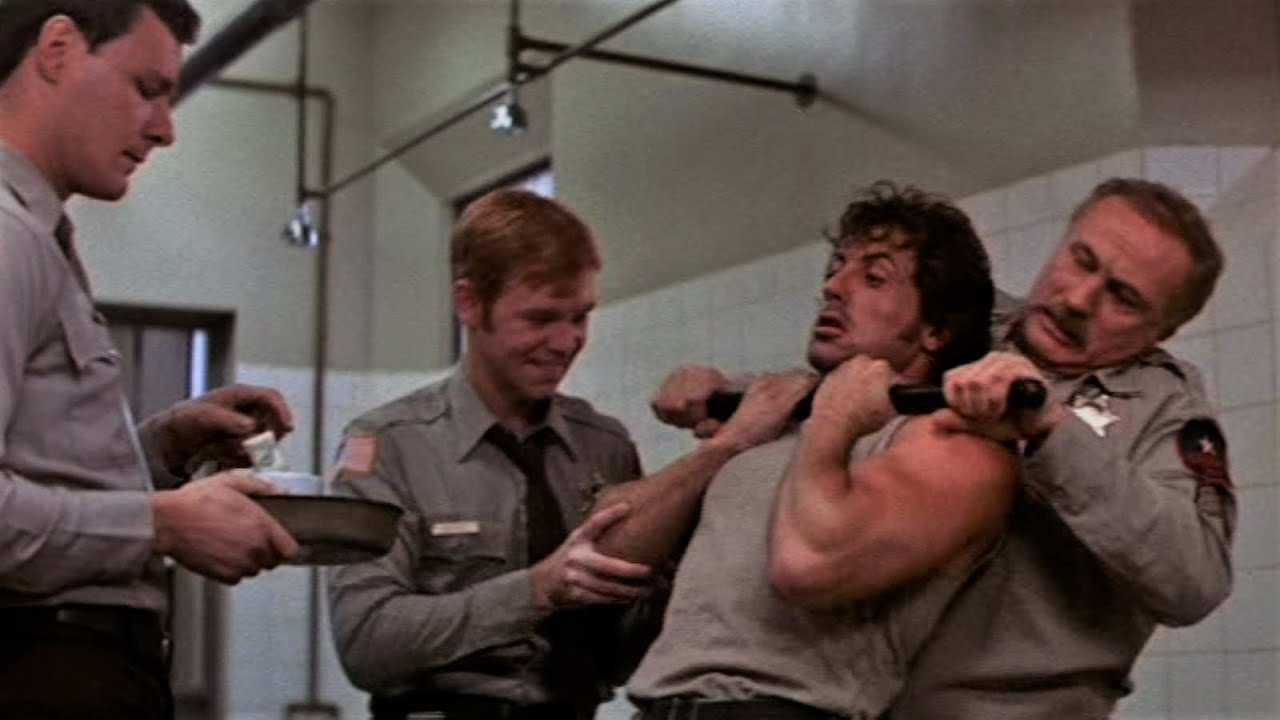 Rambo Hapishaneden Kaçıyor.-Rambo İlk Kan(Türkçe Dublaj)