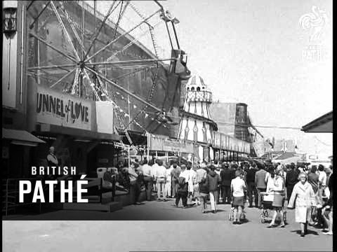 Ramsgate - Man In Big Wheel World Champion Big Wheel Rider (1969)