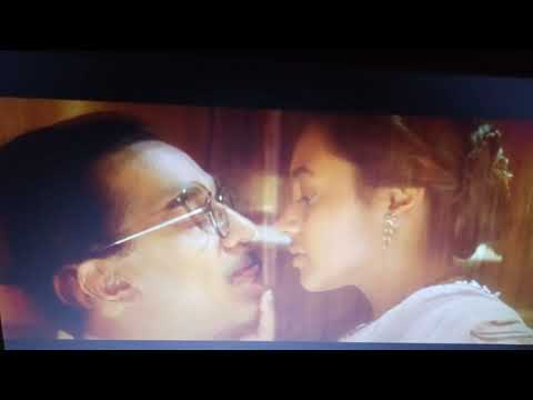 Rani Mukherjee Hot Scene with Kamal Hassan