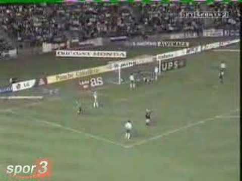 Real Madrid - Tenerife (Roberto Carlos Fizik Kuralı Dinlemez