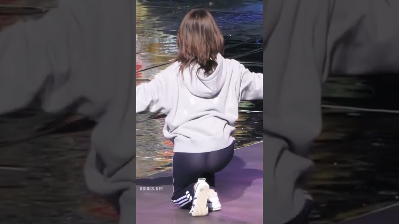 Red Velvet Irene wearing no underwear ?