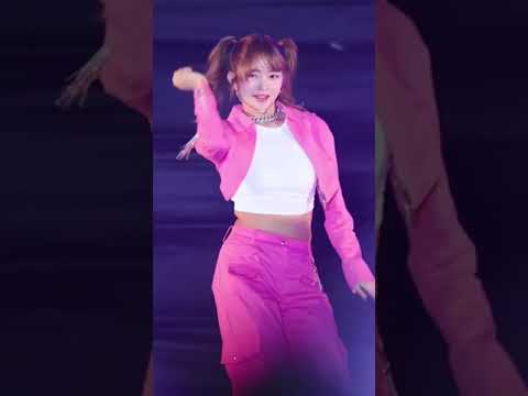 REI SEXY MOMENTS #1 | IVE