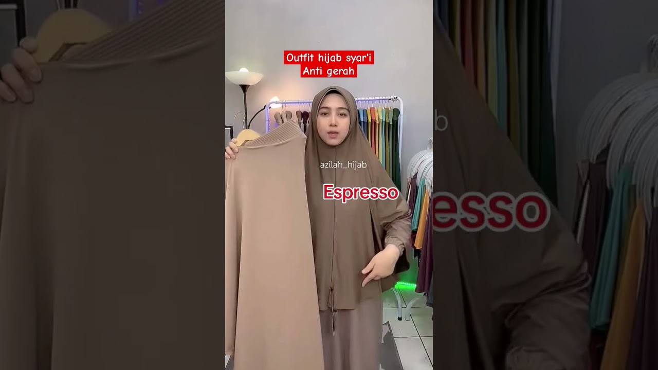 Rekomendasi warna hijab terlaris, bahan adem antigerah. CO di tiktok shop azilah_hijab #hijabfashion