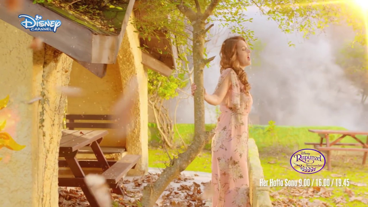 İrem Sak'ın seslendirdiği Rapunzel şarkısı 