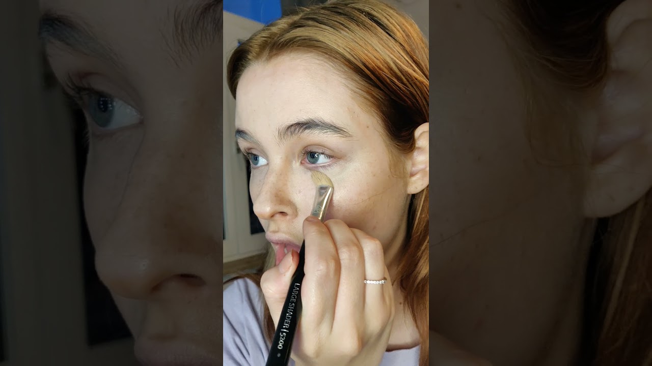 Renata Ri (@riwww) | doing my makeup like people i have been compared to