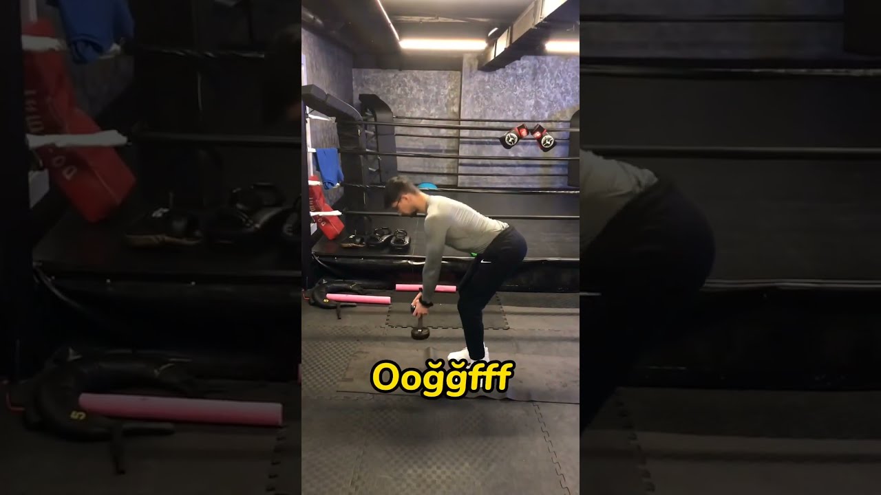 Öğrencisine garip davranan spor hocası