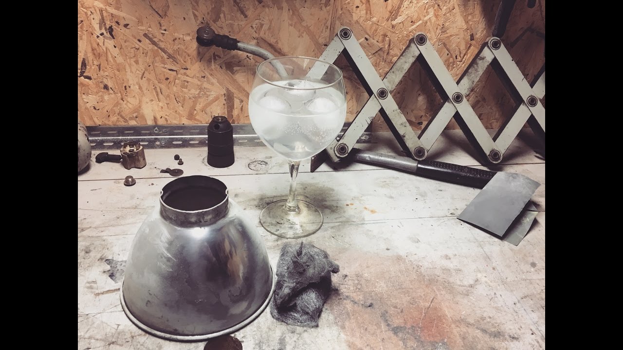 Restoring a vintage Scissor lamp part one