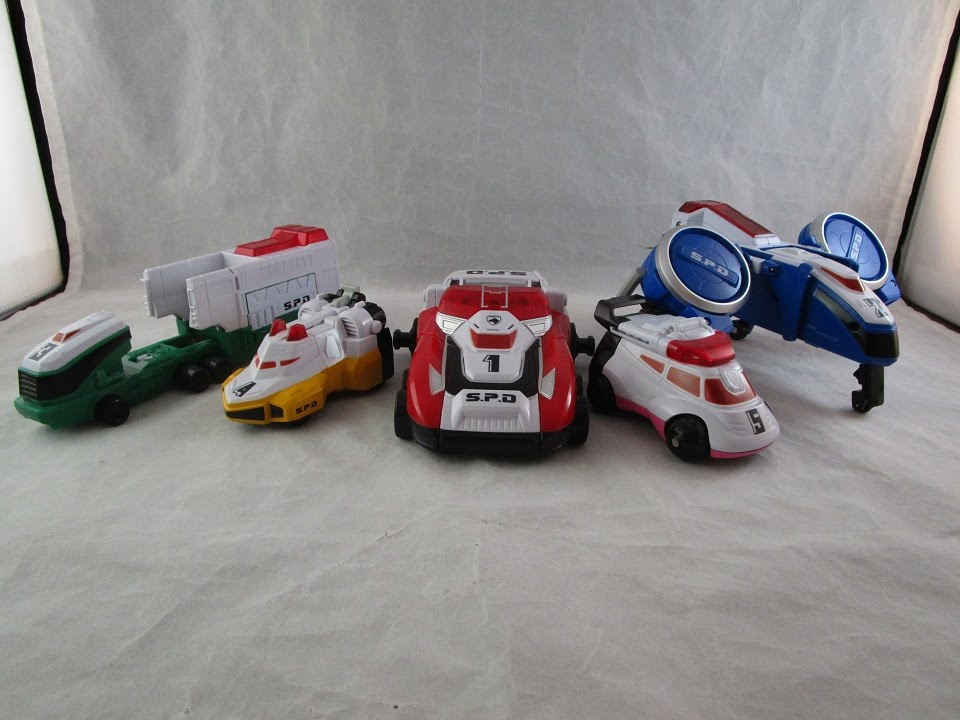 Retro Review : DX Delta Squad Megazord (Power Rangers SPD)