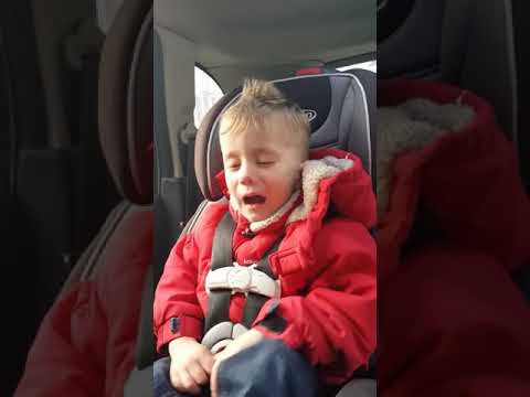 (REUPLOAD) Ethan, 3 year old boy doesn't want to go to school.. toddler meltdown