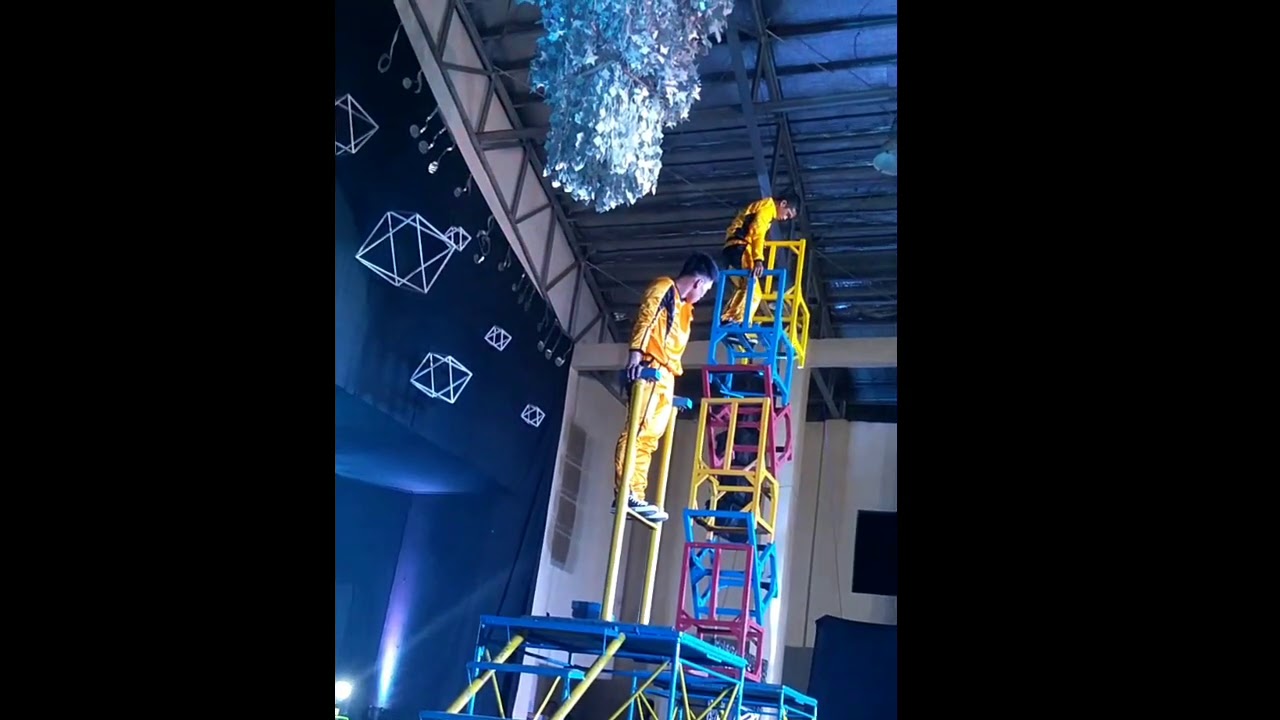 REVENGE ACROBAT live performance in Pahugjaw Sa Siargao S3