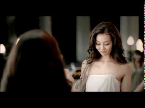 Rexona commercial 2010 Girl in towel