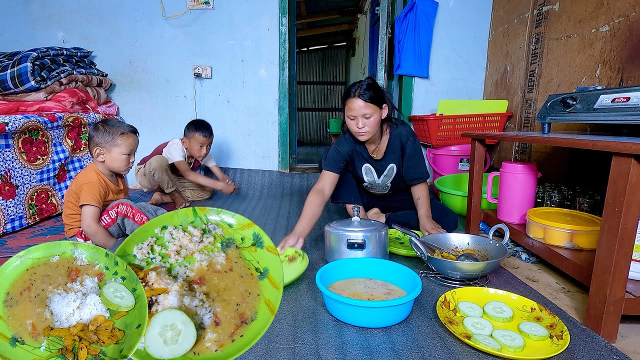 rita's cooking for her cousin and son in the village || life in rural Nepal || @Ritarojan