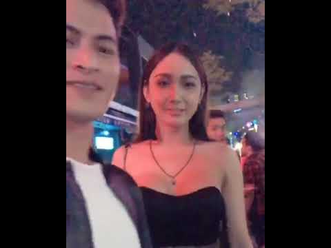 RIZ ULALA tayang tetek depan UMUM