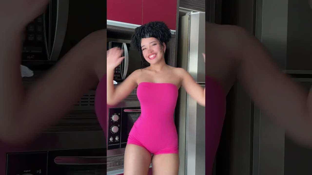 @rmfdaily22 Brazilian Beauty ❤️‍🔥 @marycuriell #shorts #rmfdaily #beautiful #dancevideo #viral