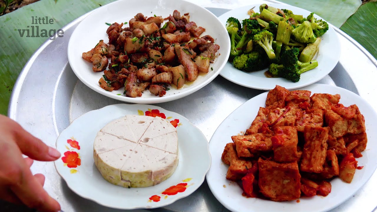 Roasted meat fried beans boiled vegetables - Julia Daily Life