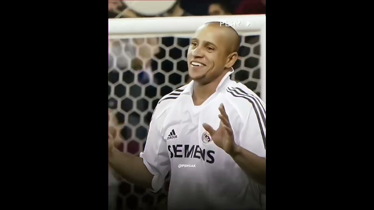 Roberto Carlos steals David Beckham’s free kick 😂😂