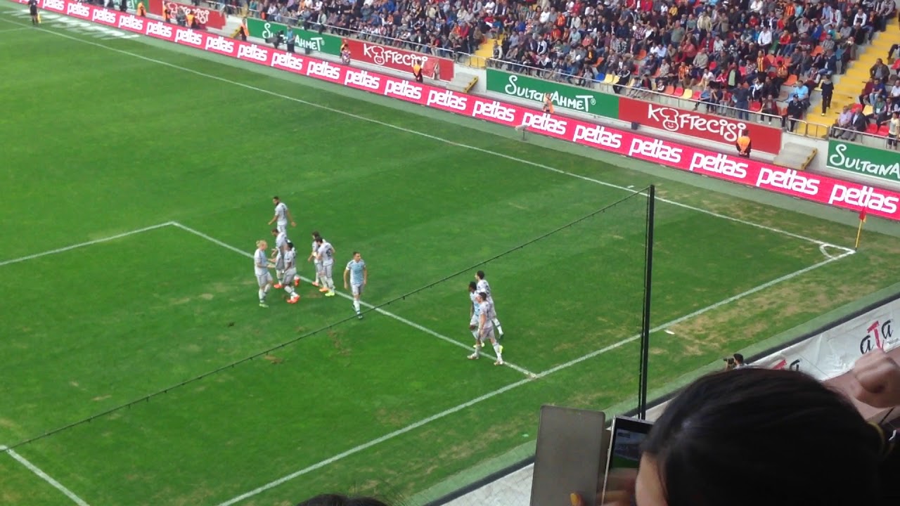 Robin Van Persie - Stunning Goal - Clear Shot - Fenerbahçe - RvP With Fans