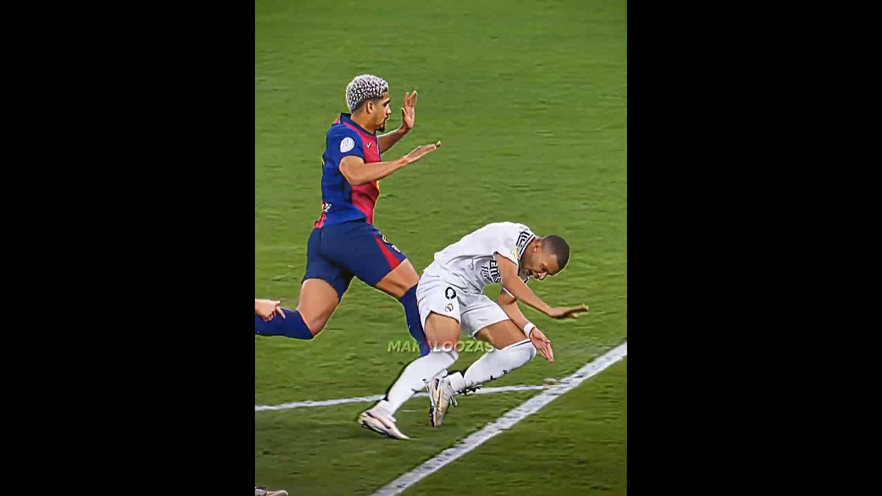 Rodrygo vs Barcelona 🥶🏆🐐 #shorts #rodrygo #realmadrid #football #barcelona #elclasico #freekick