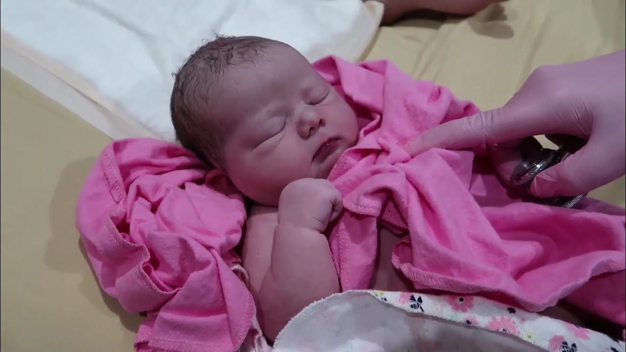 RomanAtwood and Brittney Smith finally had their baby girl :)
