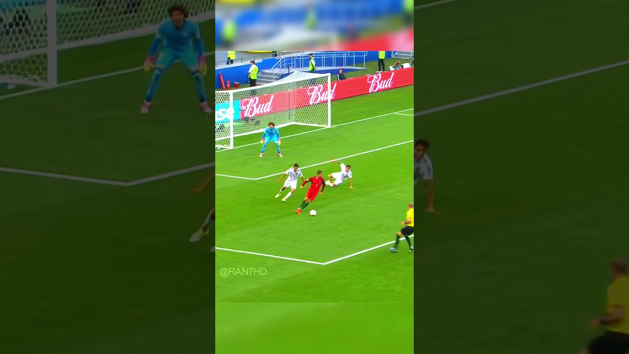Ronaldo 100% IQ Moments 🧠😨