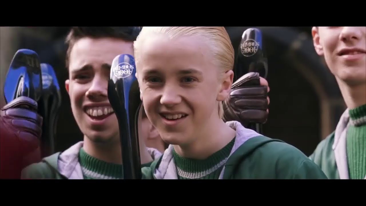 Ron's Slug Spell Backfires | Harry Potter and The Chamber Of Secrets (Scene HD)