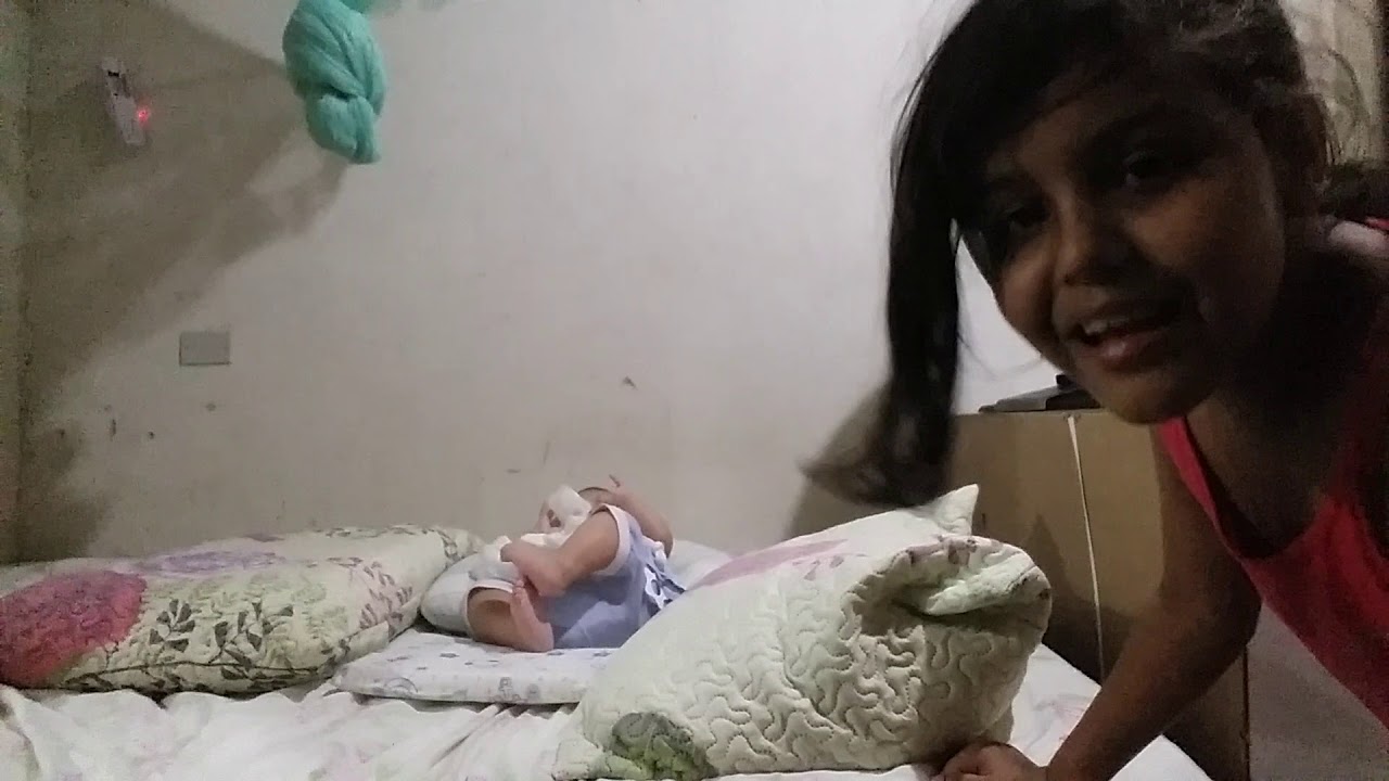 Rotina com o meu irmão na cama e minha mãe aparecendo no video jkkkk😂😂😂😂😂😂😂.