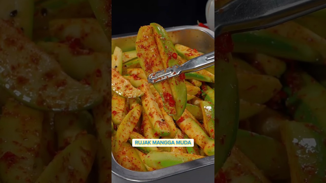 Rujak Mangga Muda segerrr #shorts #rujak #mangopickle