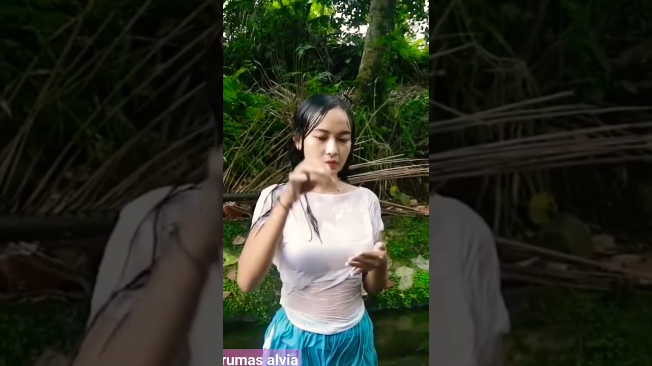Rumas Alvia baju basah  #uting