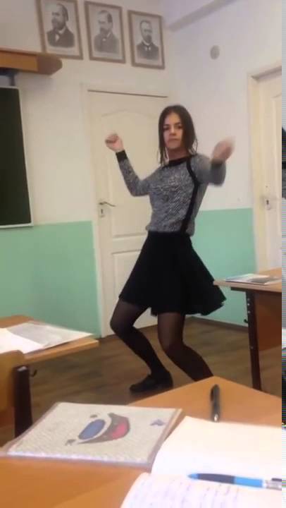 Russian - Cute Girl Dancing In School (Sweet Video)