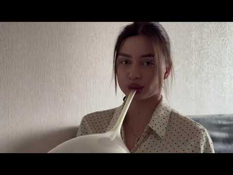 Russian Looner Girl Blowing up Huge Balloons!