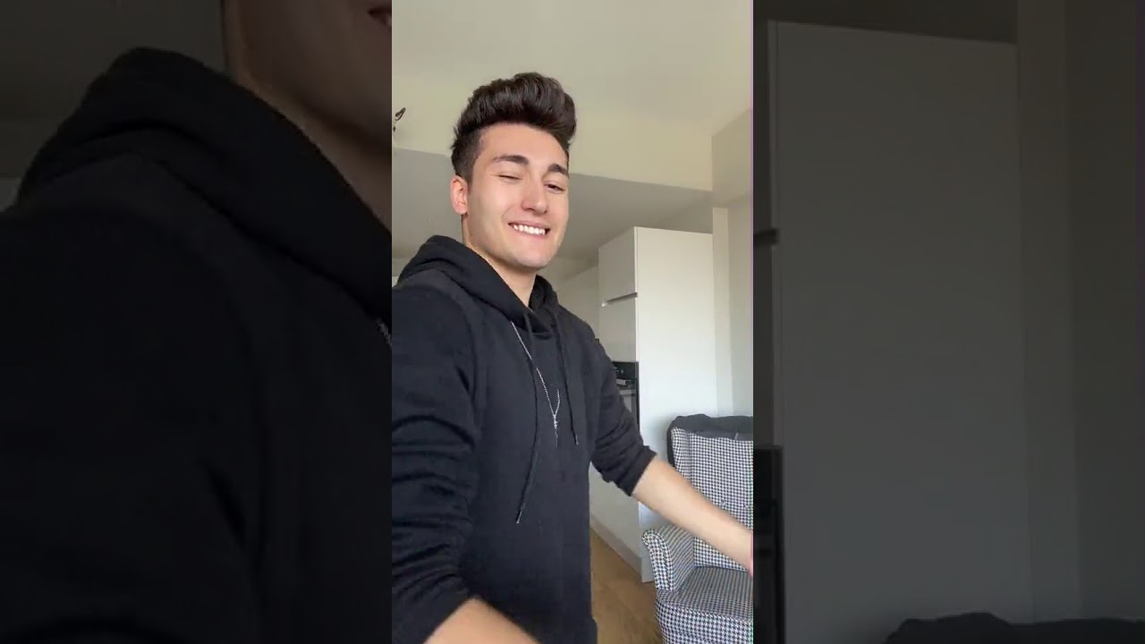(Rüzgar Live) Tik Tok Videosu