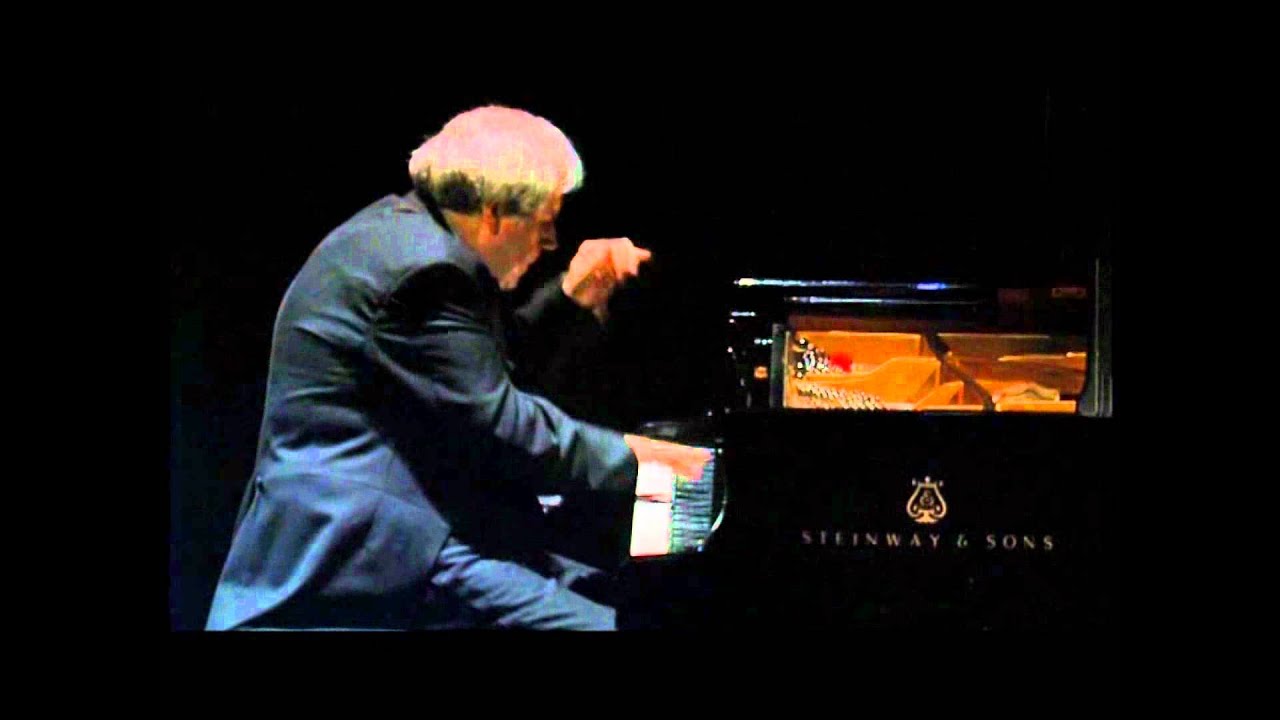 S. Prokofiev : Sonata no. 7 op. 83 in B flat Major - 3rd mov. 'Precipitato' (Sokolov)