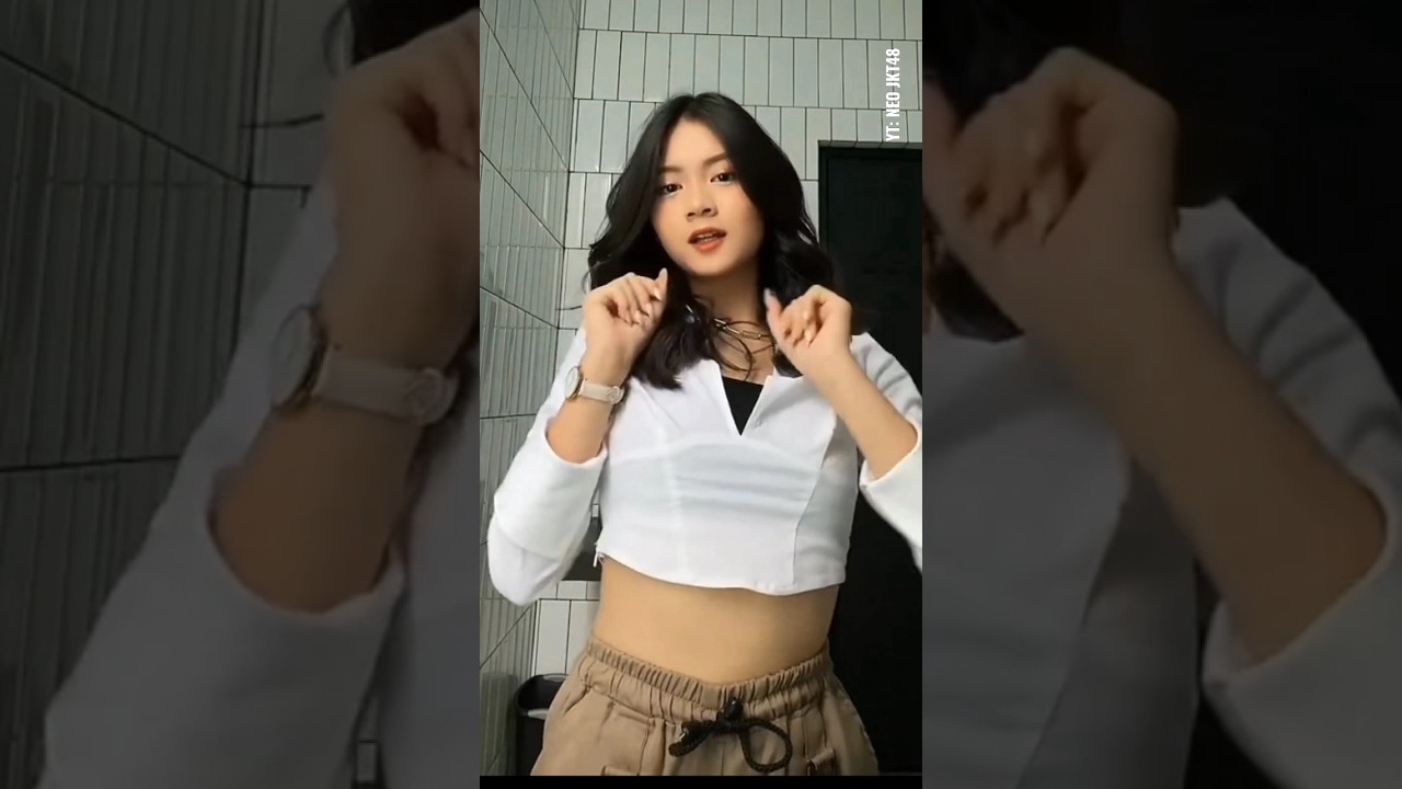 saat Christy jkt48 mode seksi 