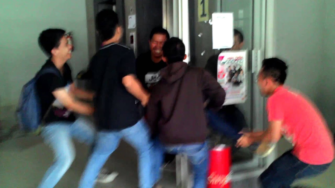 SAKITNYA TU DI GESEK